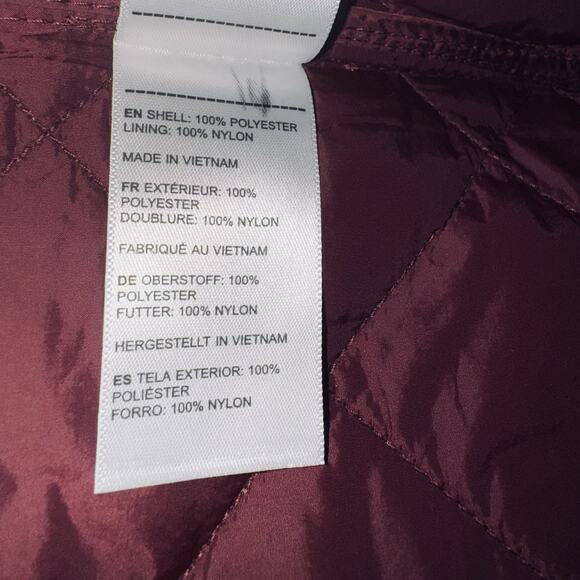 NWT UNTUCKit Wynwood Vest Men Medium Burgundy Red Pocket Quilt Zip Snap Gorpcore - Picture 9 of 10